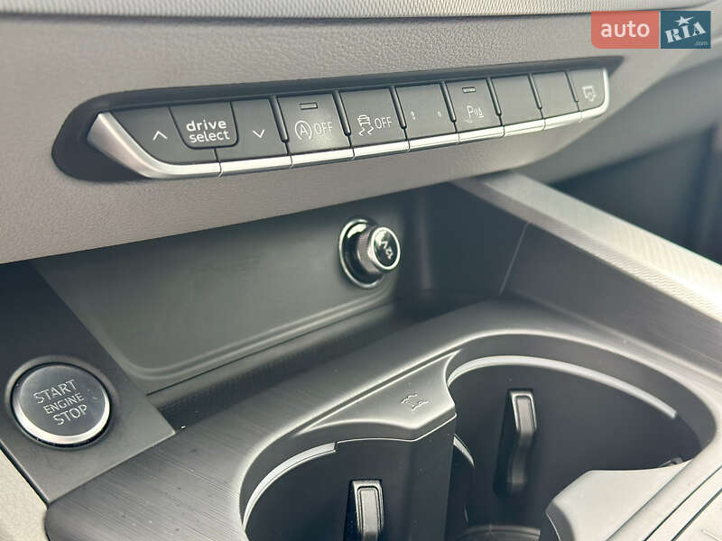 Универсал Audi A4 2017 в Одессе