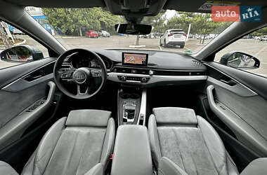 Универсал Audi A4 2017 в 