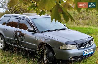 Универсал Audi A4 2000 в 