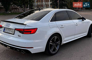 Седан Audi A4 2016 в 