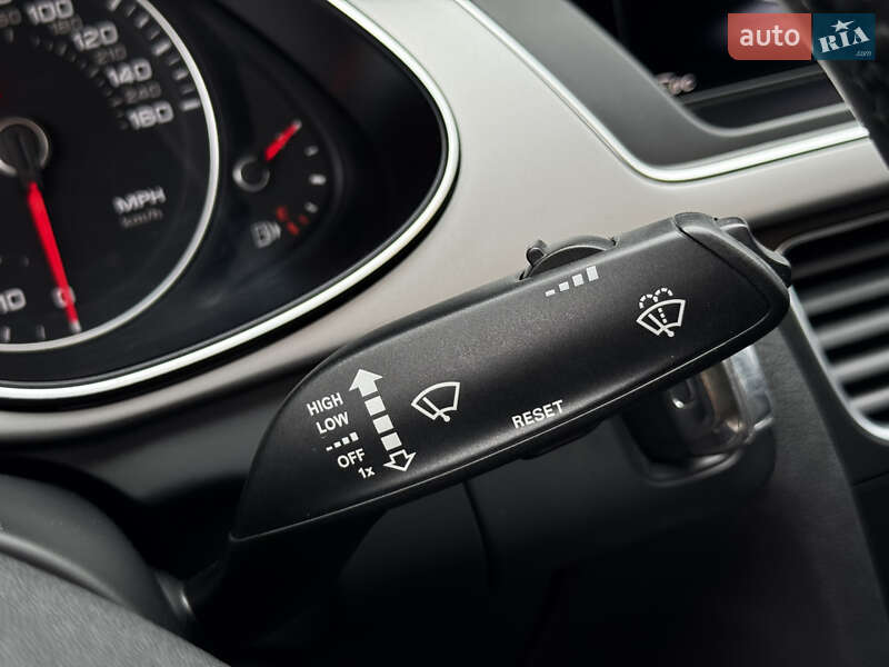 Седан Audi A4 2014 в Житомирі