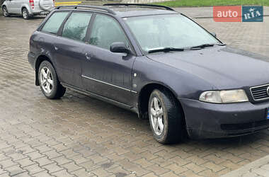 Універсал Audi A4 1996 в 