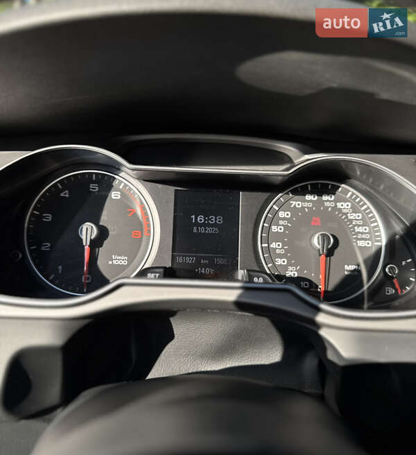 Седан Audi A4 2014 в Львове