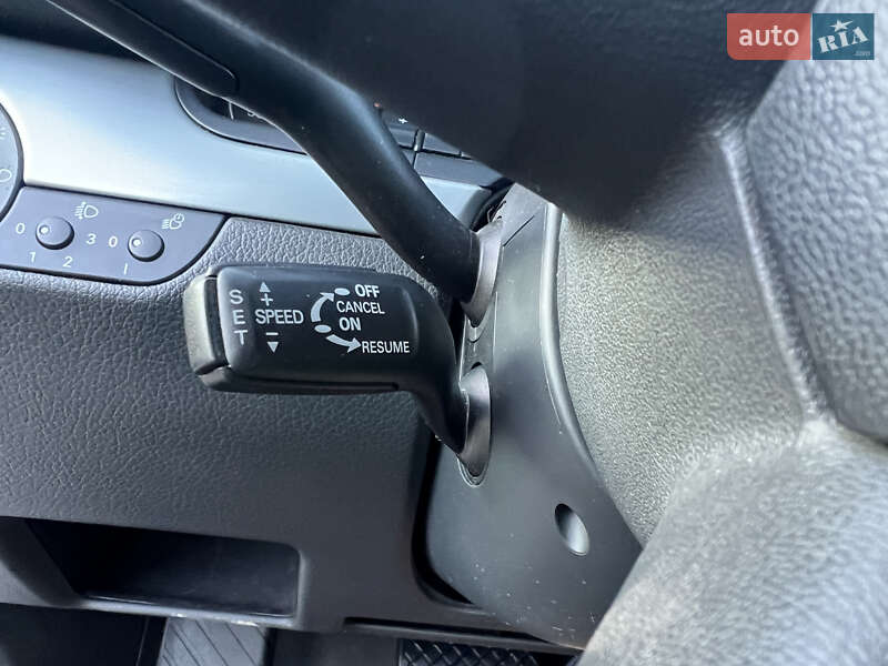 Седан Audi A4 2005 в Дунаевцах