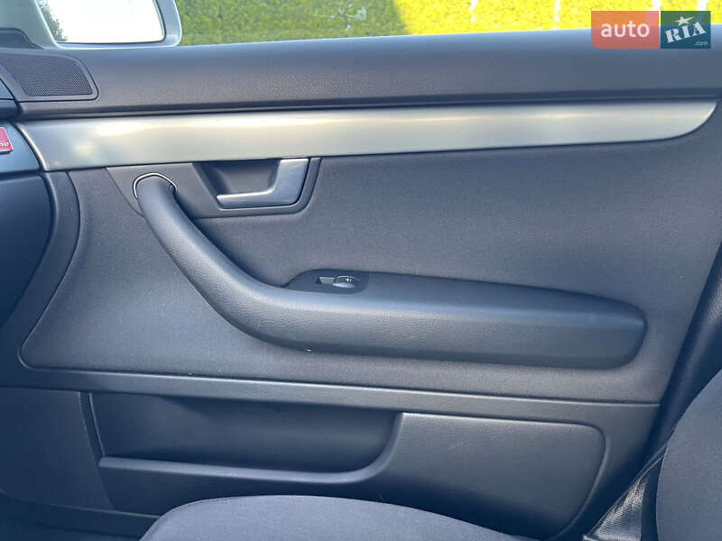 Седан Audi A4 2005 в Дунаевцах