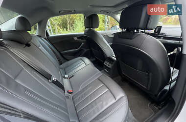 Седан Audi A4 2021 в 