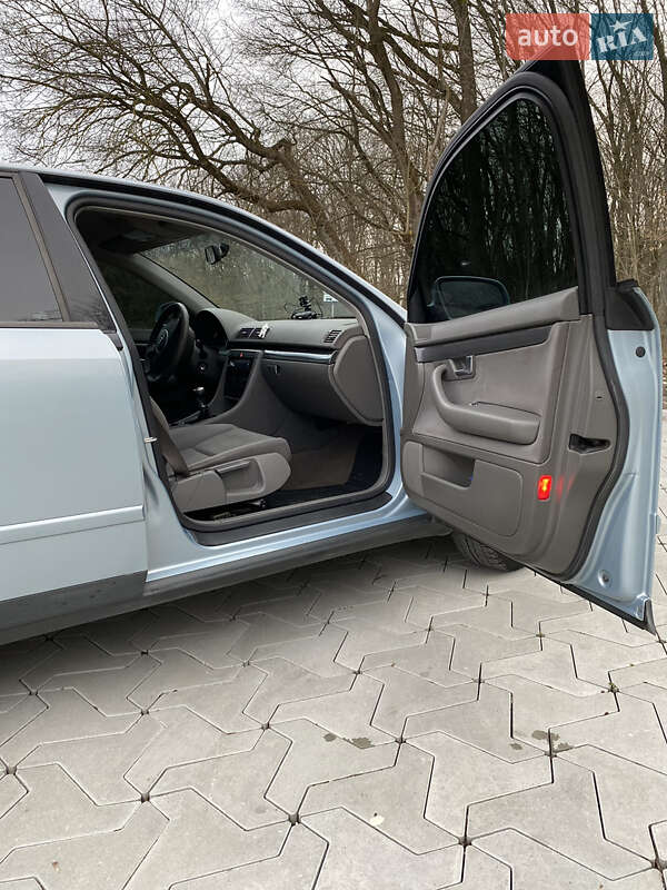 Седан Audi A4 2001 в Тернополе