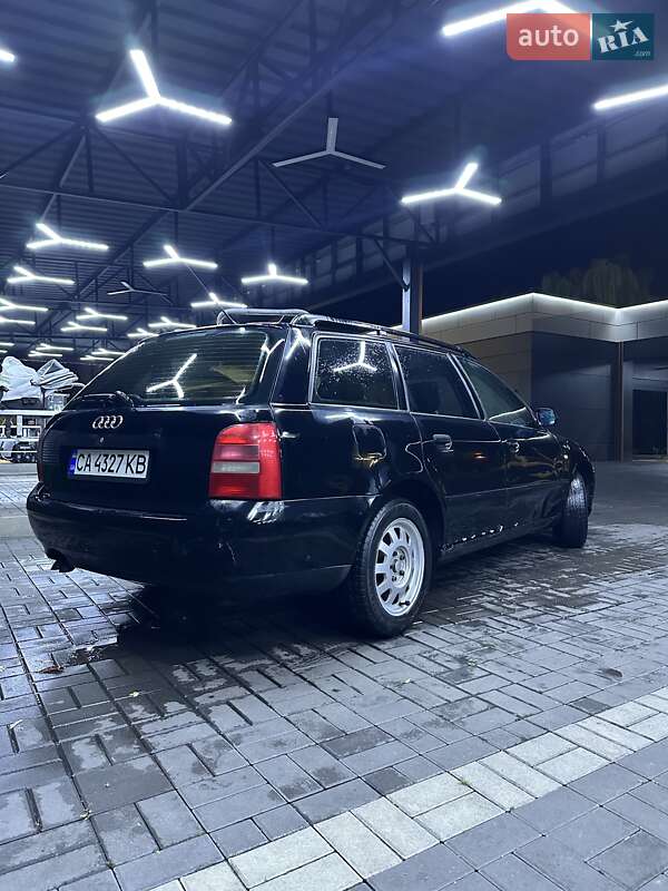 Универсал Audi A4 2000 в Черкассах