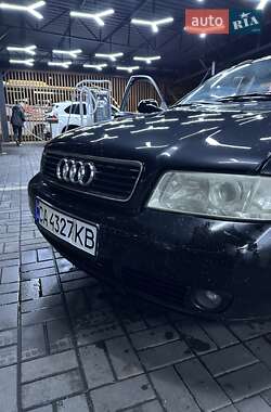 Универсал Audi A4 2000 в 