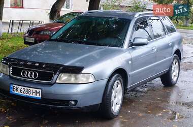 Универсал Audi A4 2000 в 