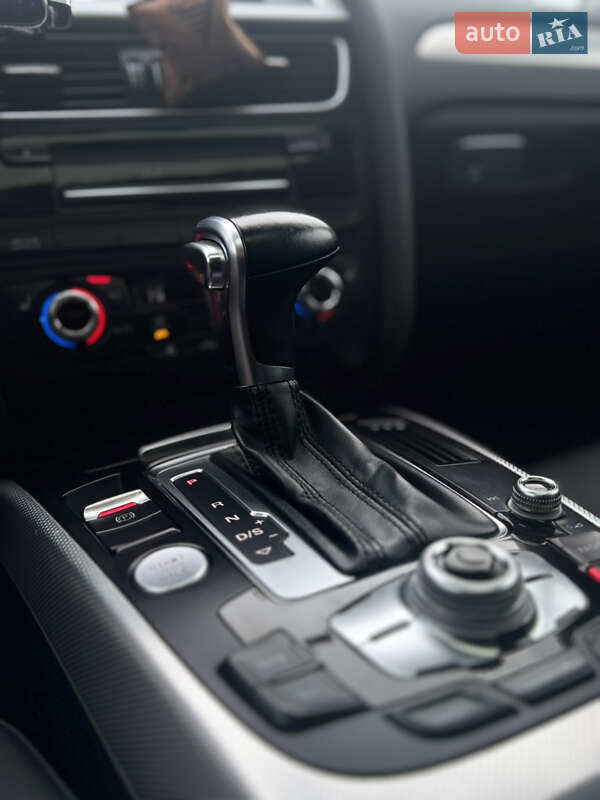 Седан Audi A4 2015 в Одессе