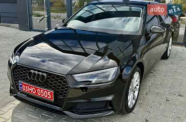 Седан Audi A4 2019 в 