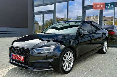 Седан Audi A4 2019 в 