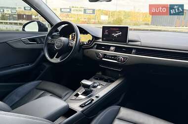 Седан Audi A4 2019 в 
