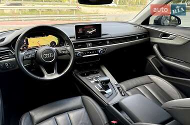 Седан Audi A4 2019 в 