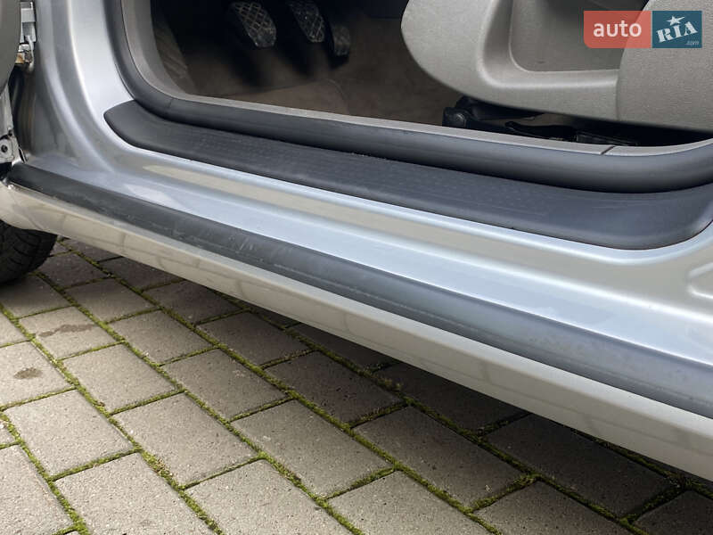 Седан Audi A4 2004 в Тернополі