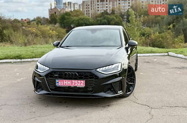 Седан Audi A4 2020 в 