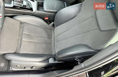 Седан Audi A4 2020 в 