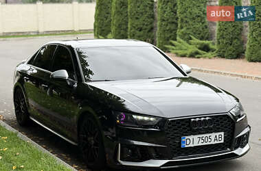 Седан Audi A4 2016 в 
