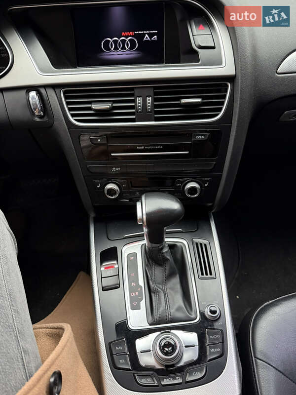 Седан Audi A4 2015 в Києві