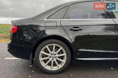 Седан Audi A4 2015 в 