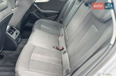 Универсал Audi A4 2018 в 