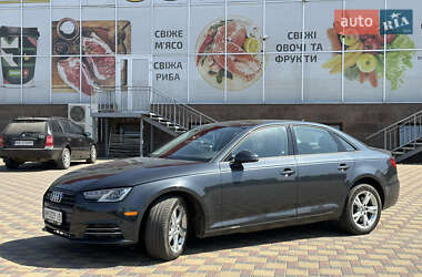 Седан Audi A4 2017 в 