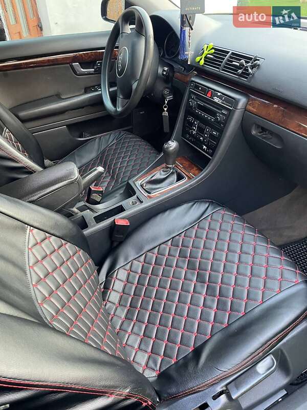 Универсал Audi A4 2002 в Мостиске
