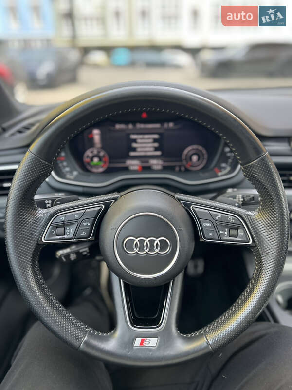Универсал Audi A4 2017 в Черновцах