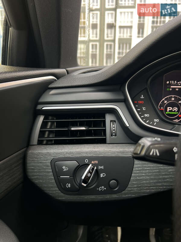 Универсал Audi A4 2017 в Черновцах