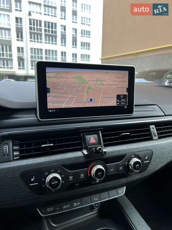 Универсал Audi A4 2017 в Черновцах