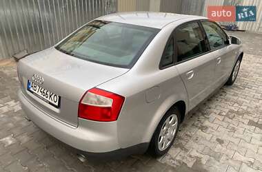 Седан Audi A4 2002 в 