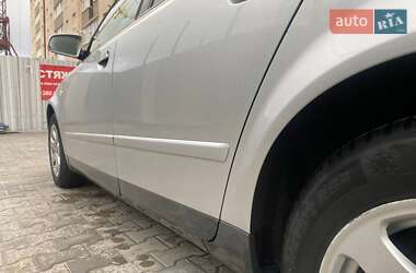 Седан Audi A4 2002 в 