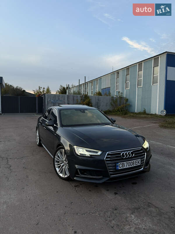 Седан Audi A4 2016 в 