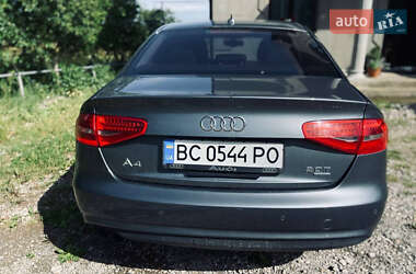 Седан Audi A4 2013 в 