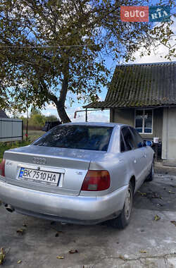 Седан Audi A4 1997 в 