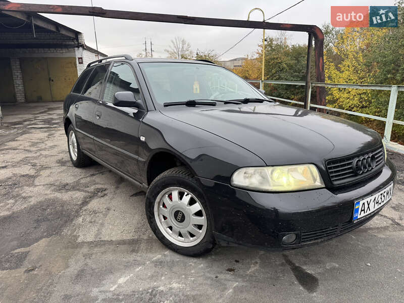 Універсал Audi A4 2000 в Харкові