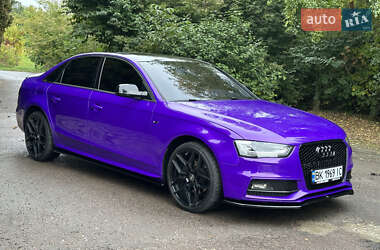 Седан Audi A4 2013 в 