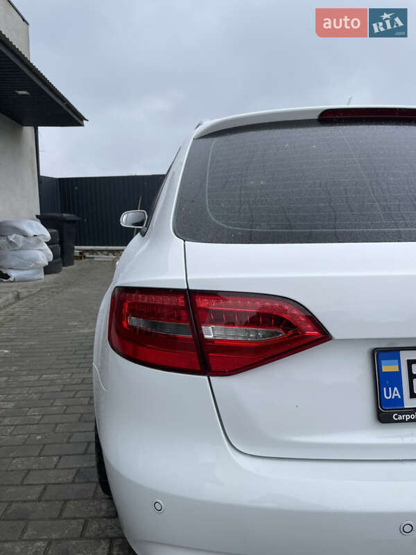 Універсал Audi A4 2012 в Вишнівці