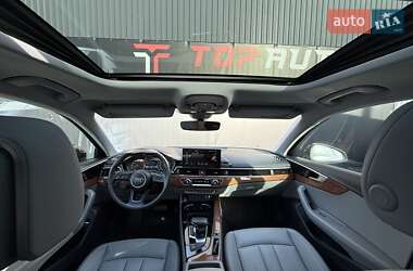 Седан Audi A4 2022 в 