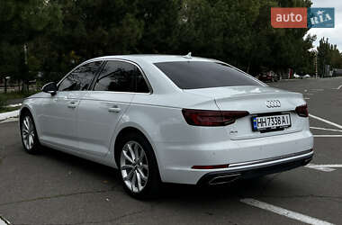 Седан Audi A4 2019 в 