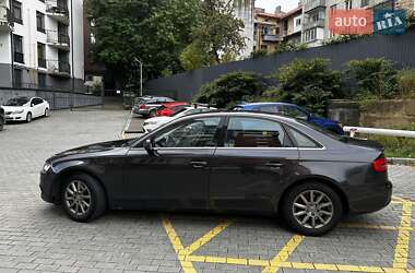 Седан Audi A4 2012 в 