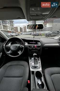 Седан Audi A4 2012 в 