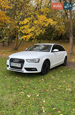 Универсал Audi A4 2012 в 