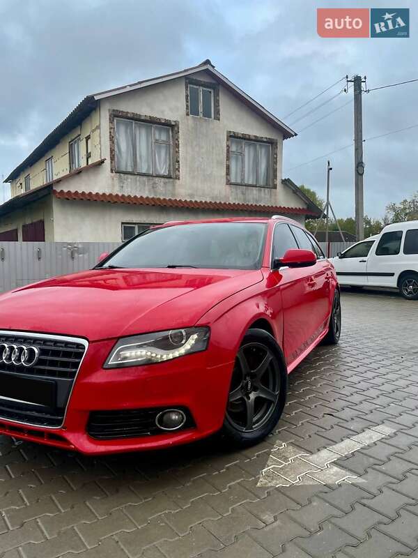 Универсал Audi A4 2010 в Львове