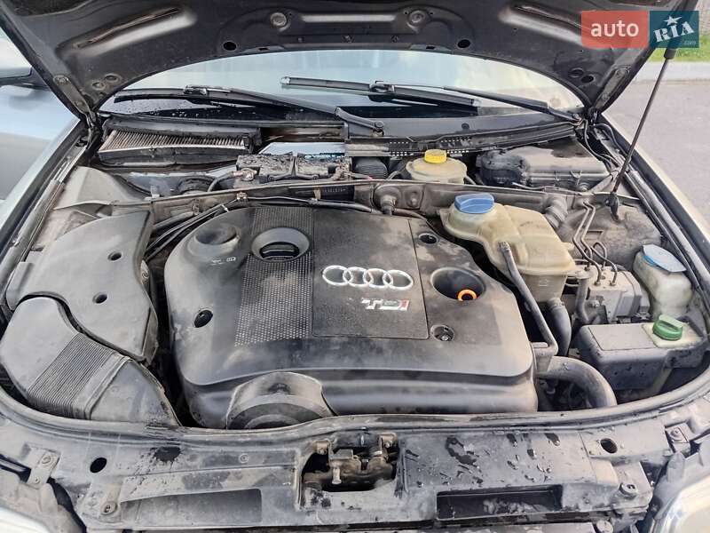 Універсал Audi A4 2000 в Львові