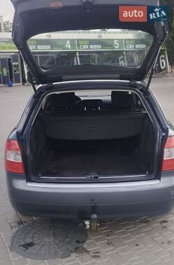 Универсал Audi A4 2004 в 