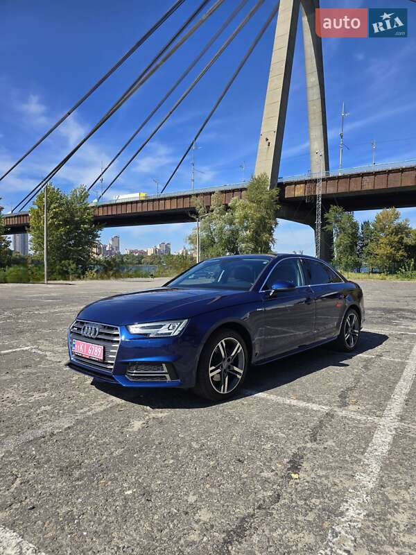 Седан Audi A4 2017 в Киеве
