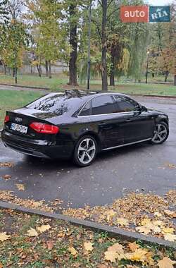 Седан Audi A4 2011 в 