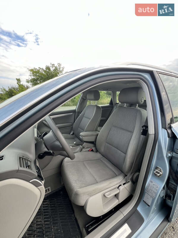 Универсал Audi A4 2006 в Борщеве фото 27 Универсал Audi A4 2006 в Борщеве